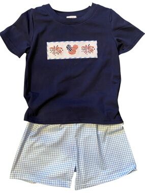 Abby & Evie Navy Blue Disney Patriotic Tee & Light Blue Gingham Shorts NWT Sz 4